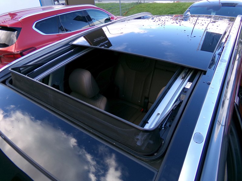 Hyundai Santa Fe PREMIUM 2,0 CRDi 136kW 4X4 AT full