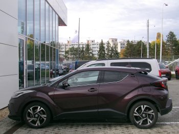 Toyota C-HR STYLE 1,8 HYBRID 90kW AT full