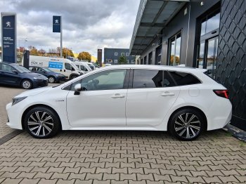 Toyota Corolla COM. TECH STYLE 1.8 Hyb. 90 kW full