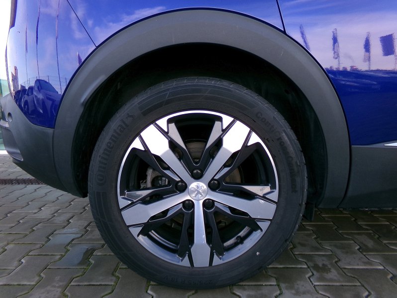 Peugeot 3008 ALLURE+ 2.0 BlueHDi 110kW full