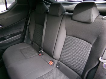 Toyota C-HR STYLE 1,8 HYBRID 90kW AT full