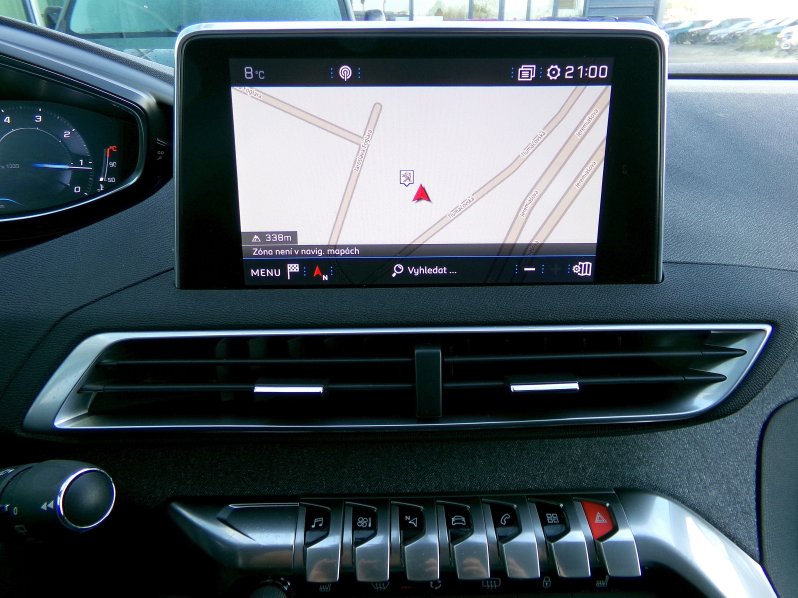 Peugeot 3008 ALLURE+ 2.0 BlueHDi 110kW full