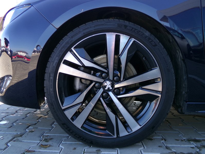 Peugeot 508 GT PACK 1,6 PureTech 165kW AT8 full