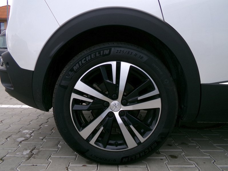 Peugeot 3008 GT 1,6 PT PHEV 165 kW EAT8 full