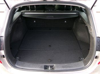 Hyundai i30 TRIKOLOR 1,0 T-GDi 88kW MAN6 full