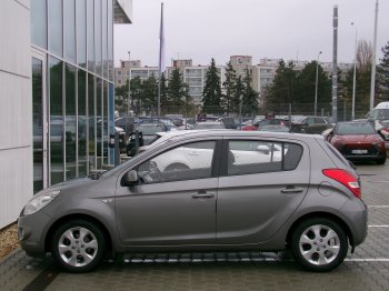 Hyundai i20 INCLUSIVE+ 1,2i 57kW 1.MAJITEL full