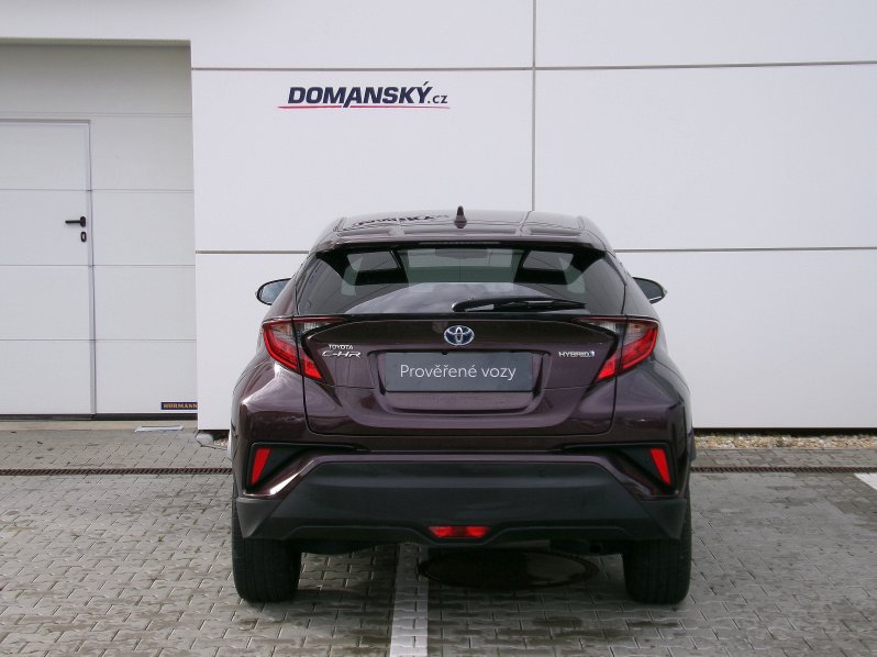 Toyota C-HR STYLE 1,8 HYBRID 90kW AT full