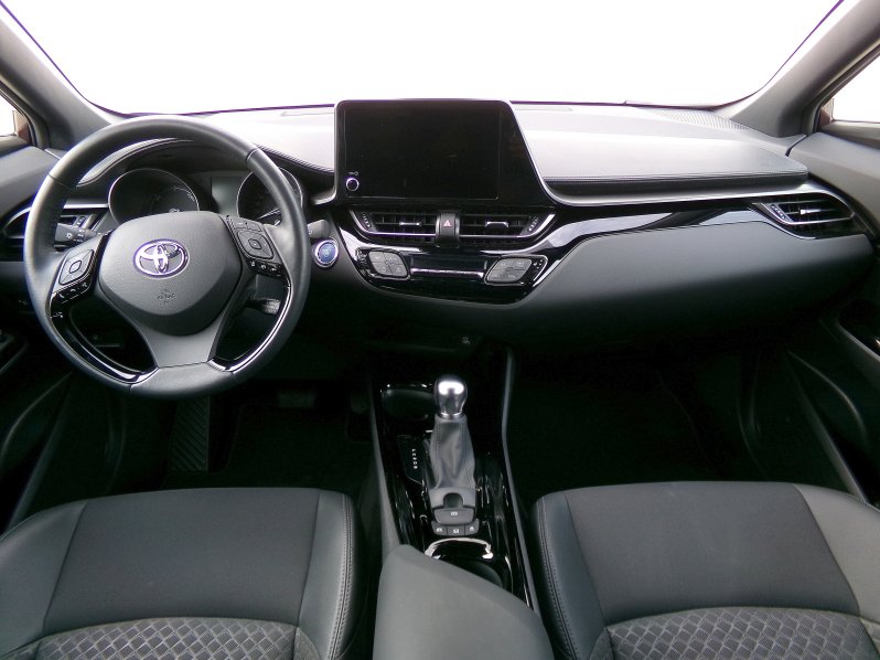 Toyota C-HR STYLE 1,8 HYBRID 90kW AT full
