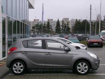 Hyundai i20 INCLUSIVE+ 1,2i 57kW 1.MAJITEL full