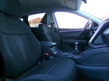 Hyundai Tucson SMART 1,6 T-GDI 110kW MAN6 full