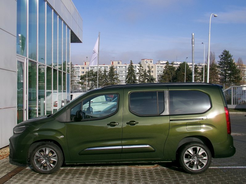 Toyota ProAce City Verso LONG VIP 1.5 D-4D 96kW AT8 full