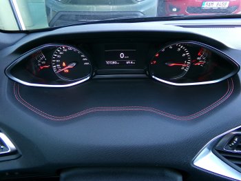 Peugeot 308 GTi 1.6 TURBO 270k MAN6 full