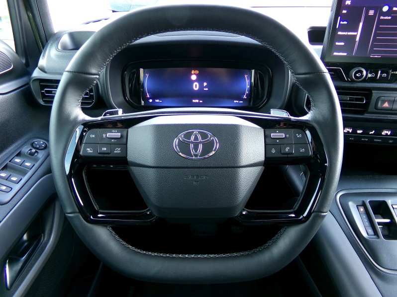 Toyota ProAce City Verso LONG VIP 1.5 D-4D 96kW AT8 full