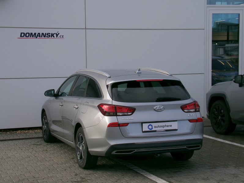 Hyundai i30 WG SMART 1,5 TGDi MHEV 117kW full