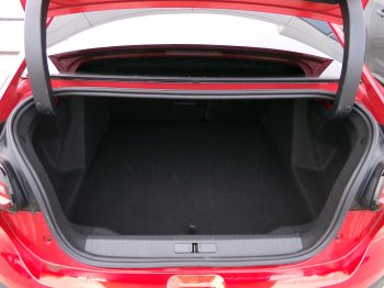 Citroën C4 X SHINE 1.2 PureTech 96kW AT8 full