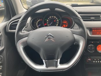 Citroën C3 EXCLUSIVE 1.4 VTi 70 kW full