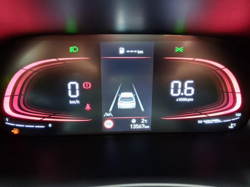 Hyundai i30 FAMILY 1.5 T-GDi MHEV 103 kW full