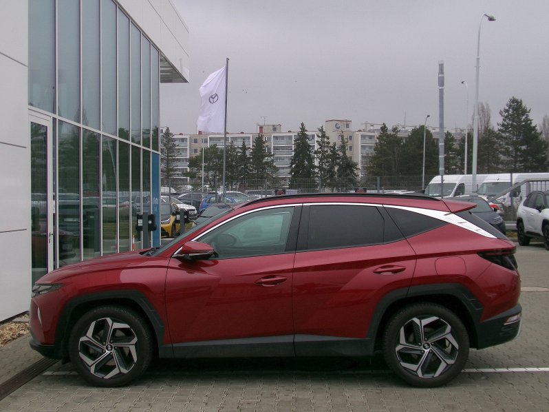 Hyundai Tucson STYLE 1,6 T-GDi HEV 169kW AT full
