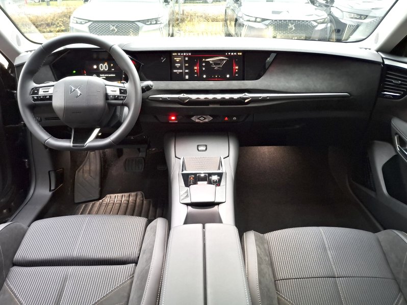 DS Automobiles DS4 EDITION FRANCE 1,5 BlueHDi 130 full