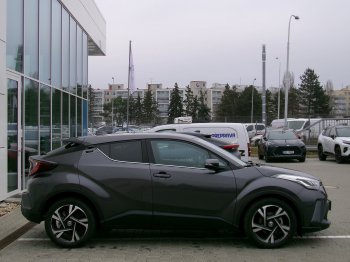 Toyota C-HR STYLE 1,8 HEV 90kW CVT full