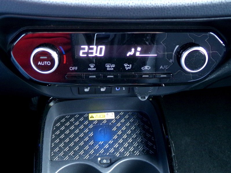 Toyota Aygo EXECUTIVE SMART 1,0 VVT-i AT full