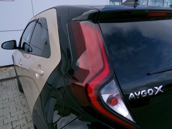 Toyota Aygo EXECUTIVE SMART 1,0 VVT-i AT full