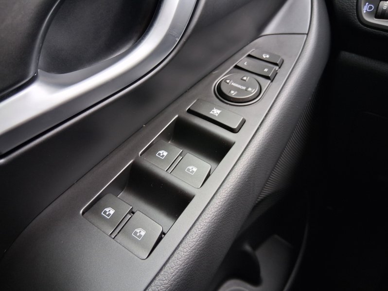 Hyundai i30 FAMILY 1.5 T-GDi MHEV 103 kW full