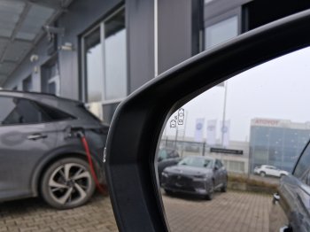 Peugeot 5008 GT LINE 1.6 PureTech 133 kW full