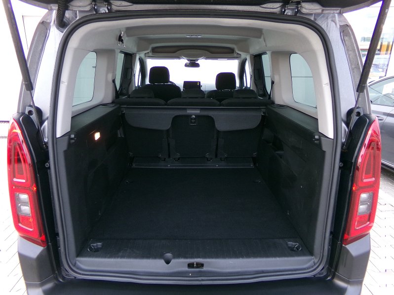 Citroën ë-Berlingo SHINE ELEKTROMOTOR 100kW AT full