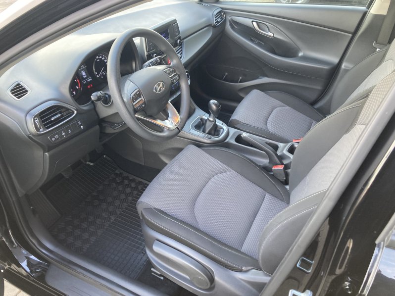 Hyundai i30 START PLUS 1.5 DPi 81 kW full