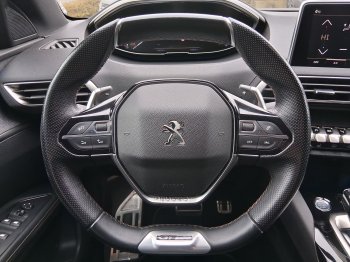 Peugeot 5008 GT LINE 1.6 PureTech 133 kW full