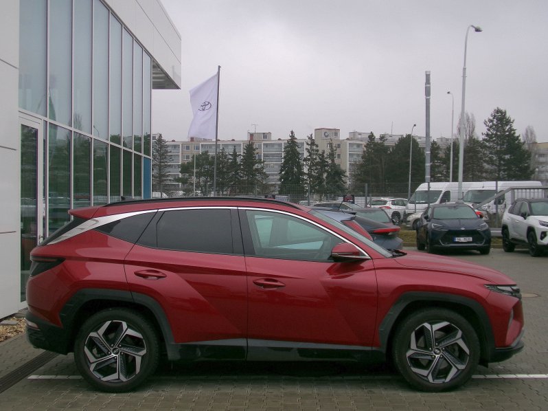 Hyundai Tucson STYLE 1,6 T-GDi HEV 169kW AT full