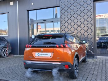 Peugeot 2008 GT 1.2 PureTech 114 kW full