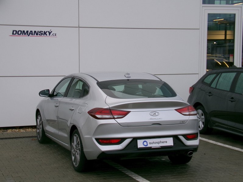 Hyundai i30 FB STYLE+ NAV 1,4 T-GDI 103kW full