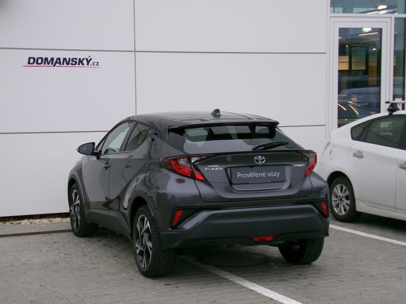 Toyota C-HR STYLE 1,8 HEV 90kW CVT full