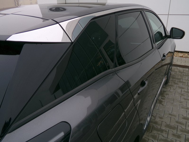 Peugeot 3008 ALLURE PACK 1,5 BlueHDi 96kW full