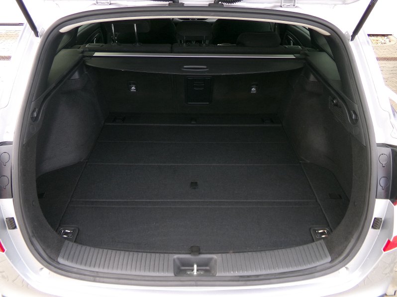 Hyundai i30 WG SMART 1,5 TGDi MHEV 117kW full