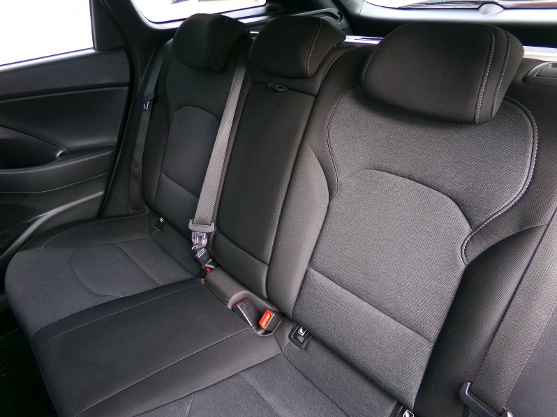 Hyundai i30 WG SMART 1,5 TGDi MHEV 117kW full