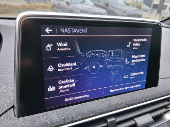 Peugeot 5008 GT LINE 1.6 PureTech 133 kW full