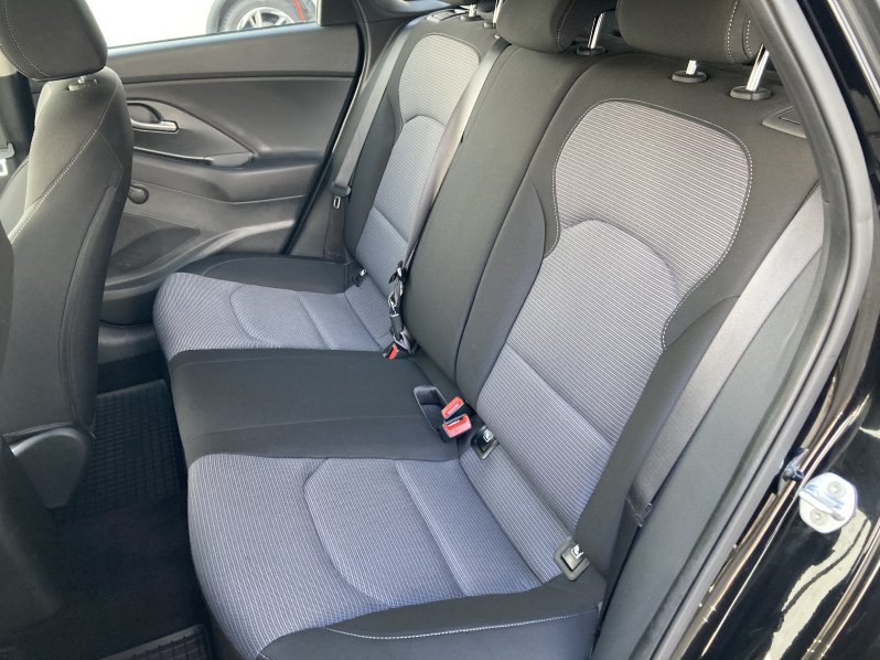 Hyundai i30 START PLUS 1.5 DPi 81 kW full