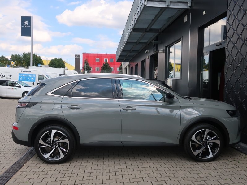 DS Automobiles DS7 7 RIVOLI 1.5 BlueHDi 130k EAT8 full