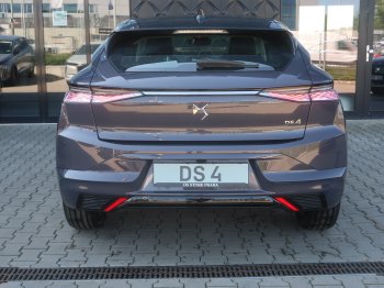 DS Automobiles DS4 EDITION FRANCE 1,5 BlueHDi 130 full