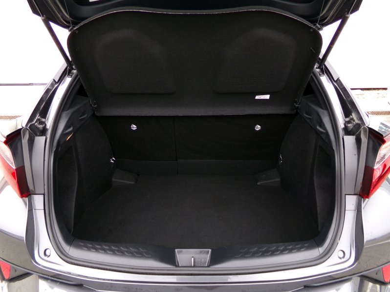 Toyota C-HR STYLE 1,8 HEV 90kW CVT full