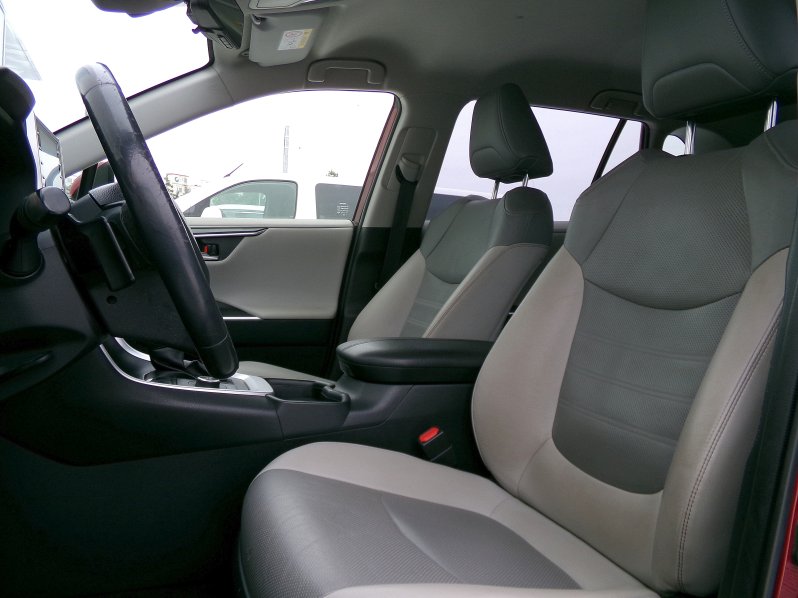 Toyota RAV4 EXECUTIVE 2,5 HEV 4×4 163kW AT full