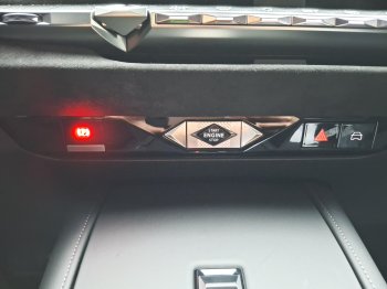 DS Automobiles DS4 EDITION FRANCE 1,5 BlueHDi 130 full