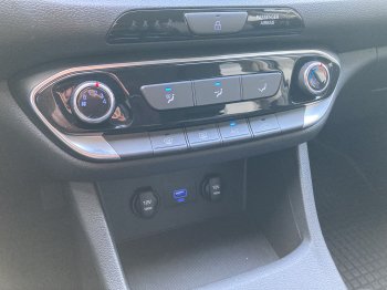 Hyundai i30 START PLUS 1.5 DPi 81 kW full