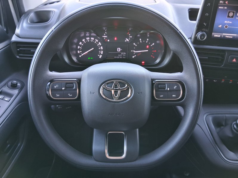 Toyota ProAce City CREWCAB ACTIVE 1.5 D-4D 75 kW full