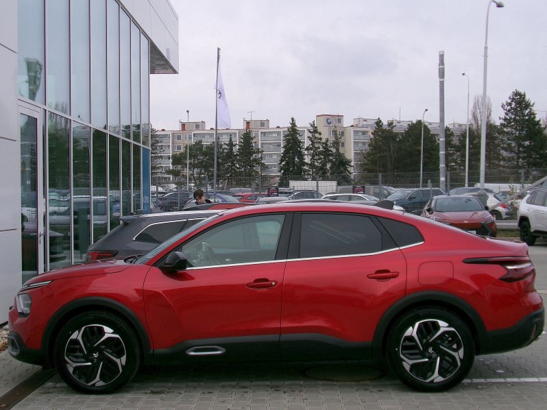 Citroën C4 X SHINE 1.2 PureTech 96kW AT8 full