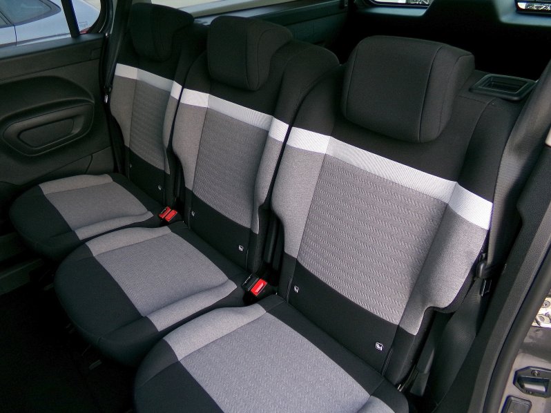 Citroën ë-Berlingo SHINE ELEKTROMOTOR 100kW AT full