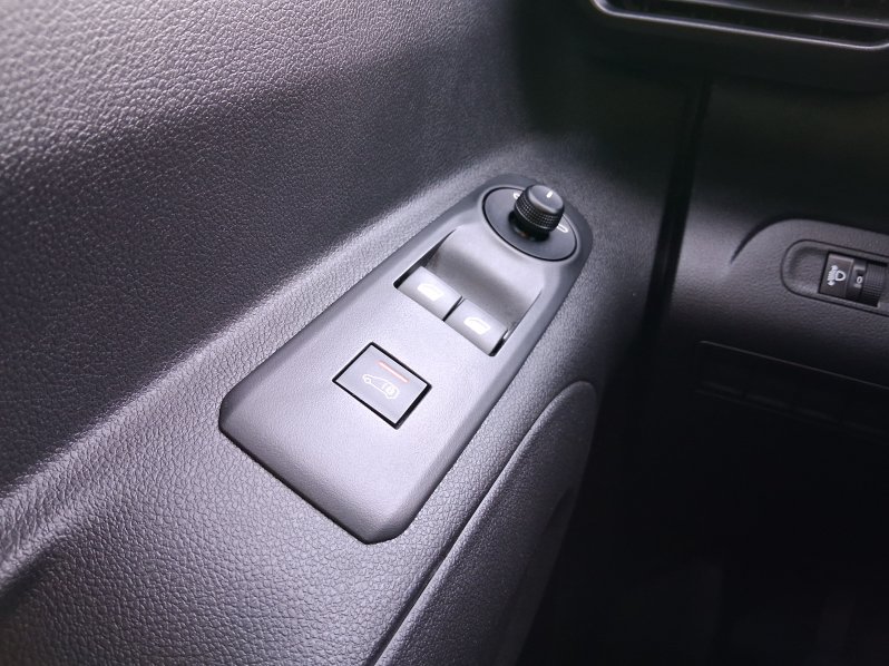 Toyota ProAce City CREWCAB ACTIVE 1.5 D-4D 75 kW full